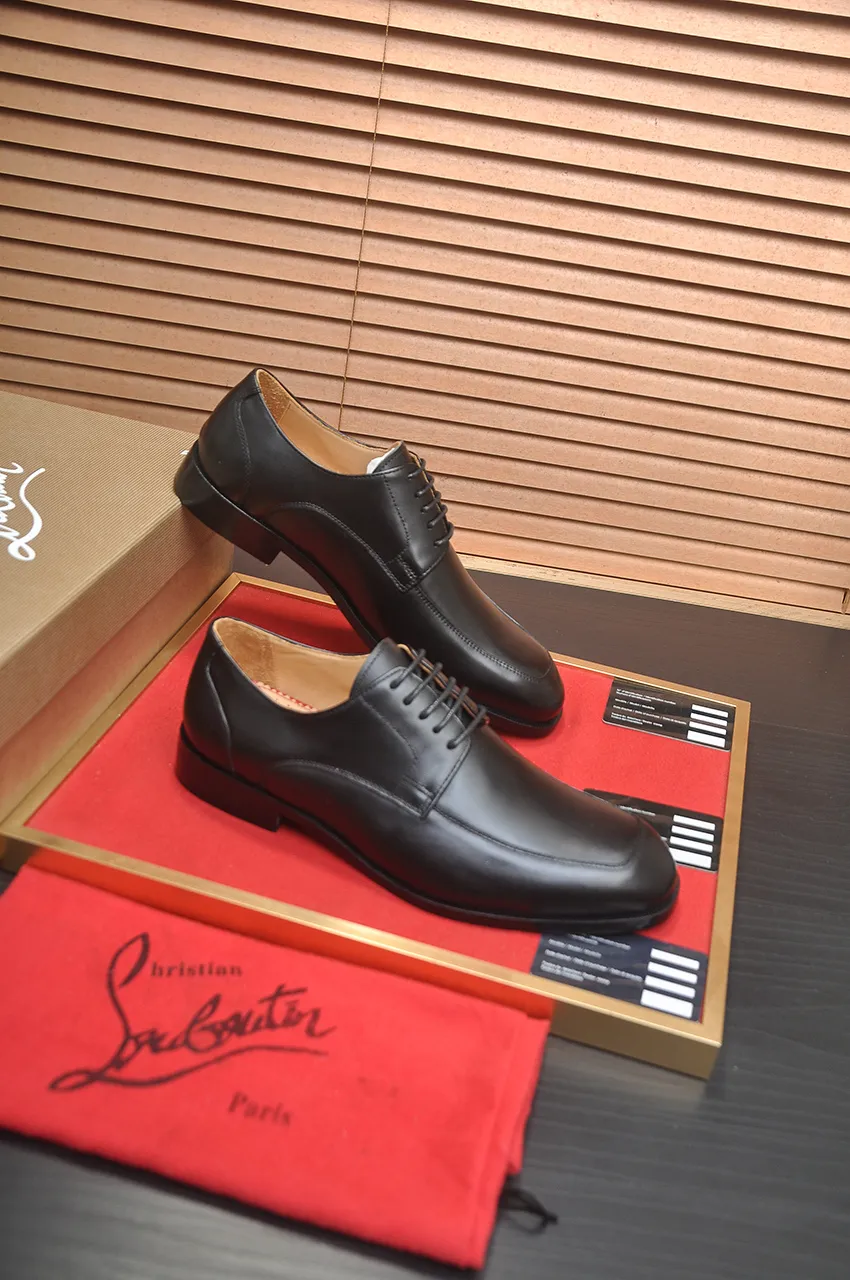 Men's shoes 💰620💶 [Chrstian Loubotin] Red-soled shoes 💋Original mold opening, the highest version on the market, purely handmade ➕Imported cowhide uppers, first-layer water-dyed cowhide lining! Original EU high-gloss outsole. 38 to 45 (45 customized)